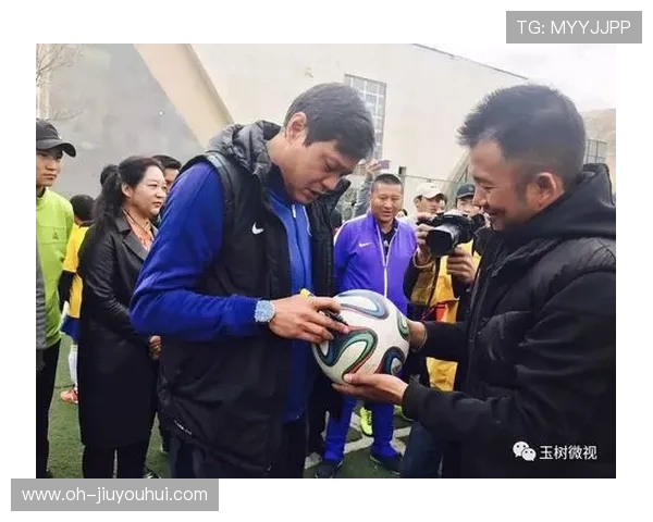 玉树融媒足球赛点燃高原城市全民参与体育激情活力嘉年华盛典精彩